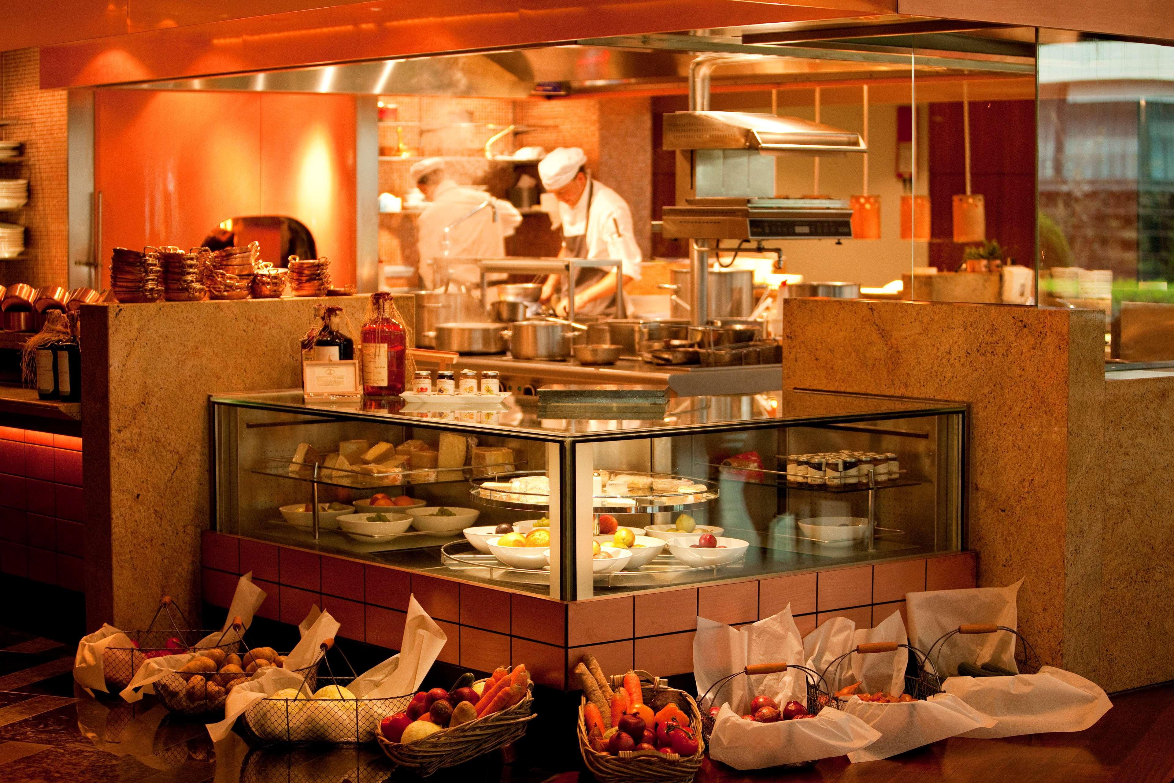 Park Hyatt Zurich - City Center Luxury Exterior photo