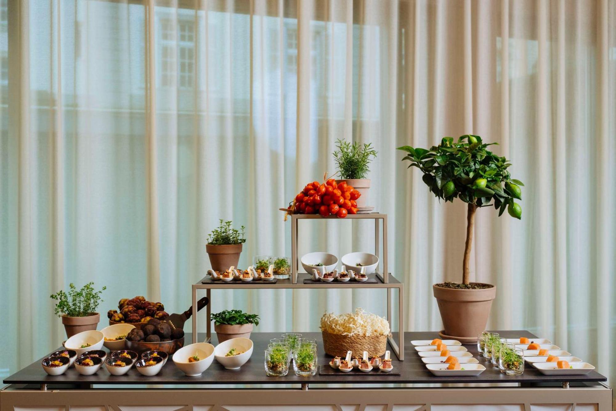 Park Hyatt Zurich - City Center Luxury Exterior photo